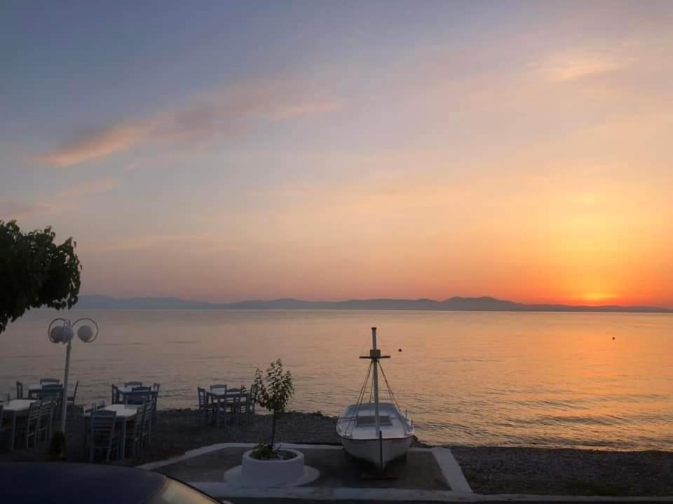 Antony'S Apartment Sea View Tirós Dış mekan fotoğraf