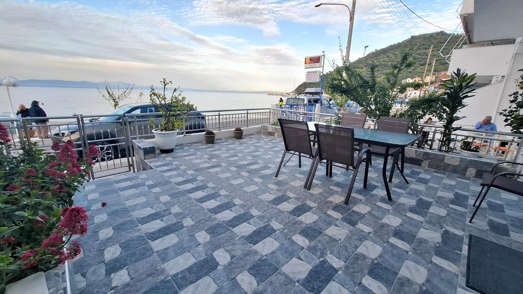 Antony'S Apartment Sea View Tirós Dış mekan fotoğraf